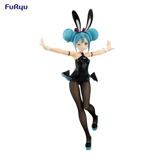 Producto - Figura original Hatsune Miku Banpresto Bandai Medias de Red Reales
