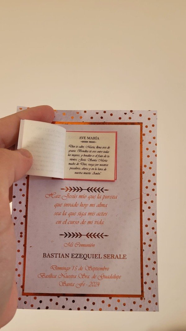 Producto - Estampitas de Comunión Premium con Mini Libro de Oraciones - 6