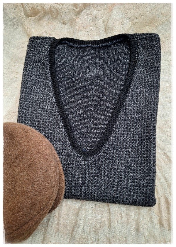 Producto - Chaleco de lana Melange negro y gris