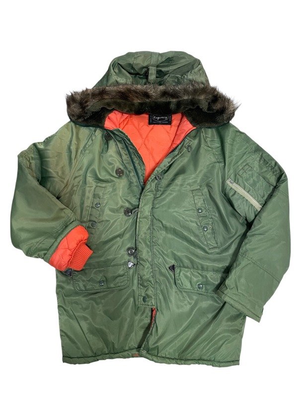 Producto - camperon estilo alfa