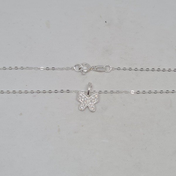 Producto - Collar mariposa cubic blanco