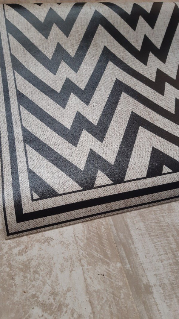 Producto - Alfombra zig zag fondo rafia