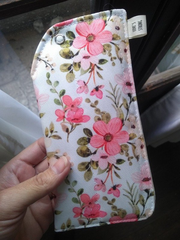 Producto - Funda para lentes Kioto Flowers Pink