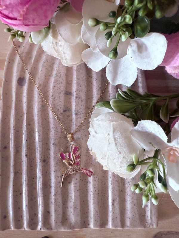 Producto - Conjunto Colibrí dorado y fucsia