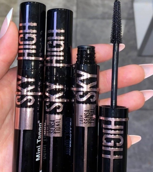 Producto - MASCARA DE PESTANA SKY HIGH MINI TANGO B