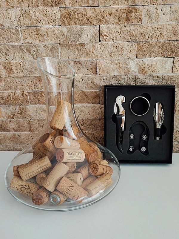Producto - Set de vino 4 piezas