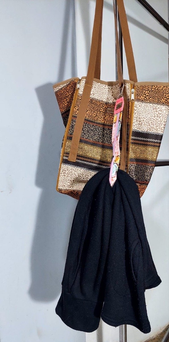 Producto - Colgador de abrigo