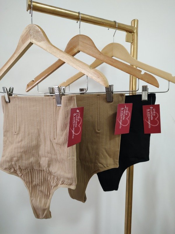 Producto - Colaless faja con varilla