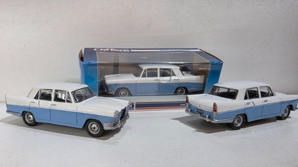 Producto - SIAM DITELLA 1/64 CELESTE y BLANCO