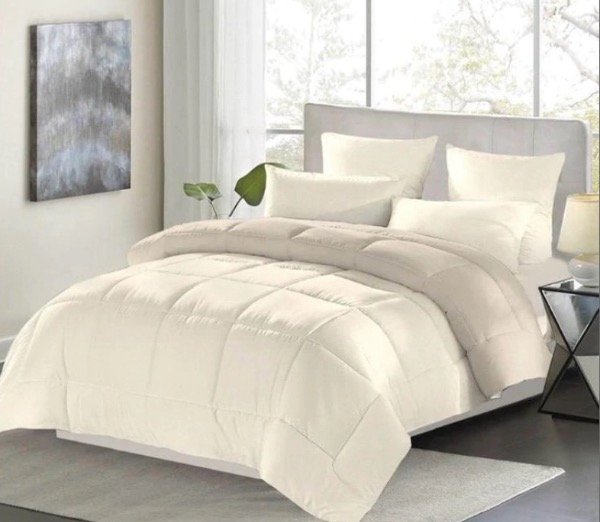 Producto - Acolchado Simil Pluma Twin Size con funda Beige