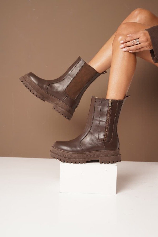 Producto - Borcegos Aiko Chocolate // 69.900 TRANSF