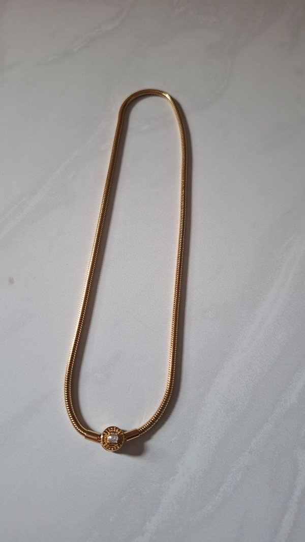 Producto - Cadena de acero dorado tipo pandora circulo con strass