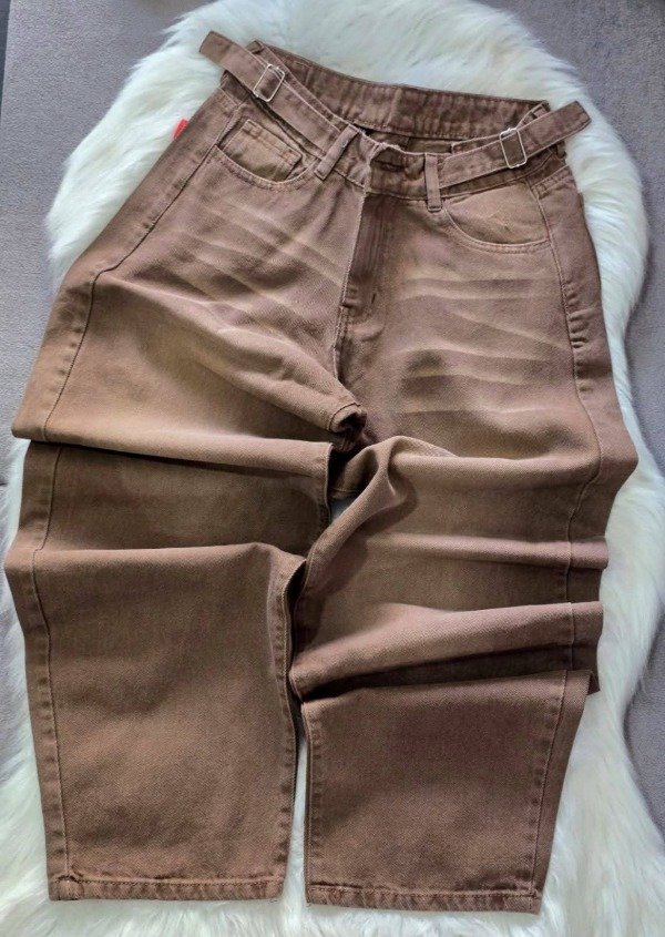 Producto - LINEA EMY Baggy chocolate localizado