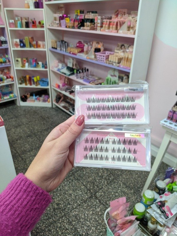 Producto - Pestañas autoadhesivas city girl