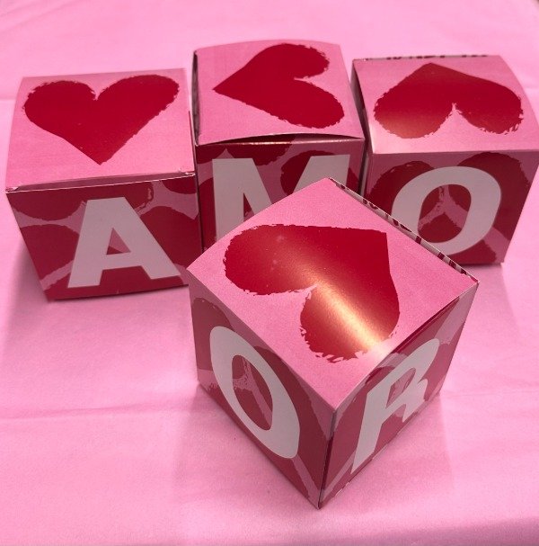 Producto - CUBO 9 CM AMOR -COD. 1618  medida 9x9x9