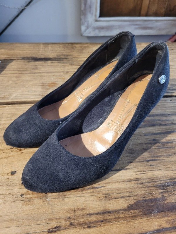 Producto - Zapatos VIZZANO negros de gamuza Talle 35 - PRECIO: 21X