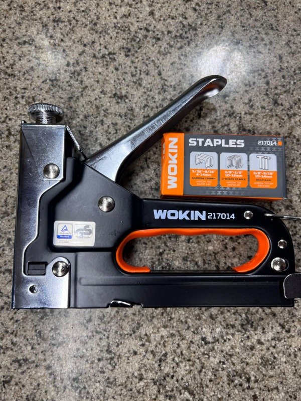 Producto - ENGRAMPADORA WOKIN!