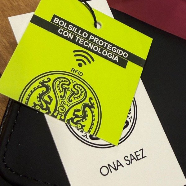 Producto - BILLETERA ONA SAEZ CON SOLAPA - 4