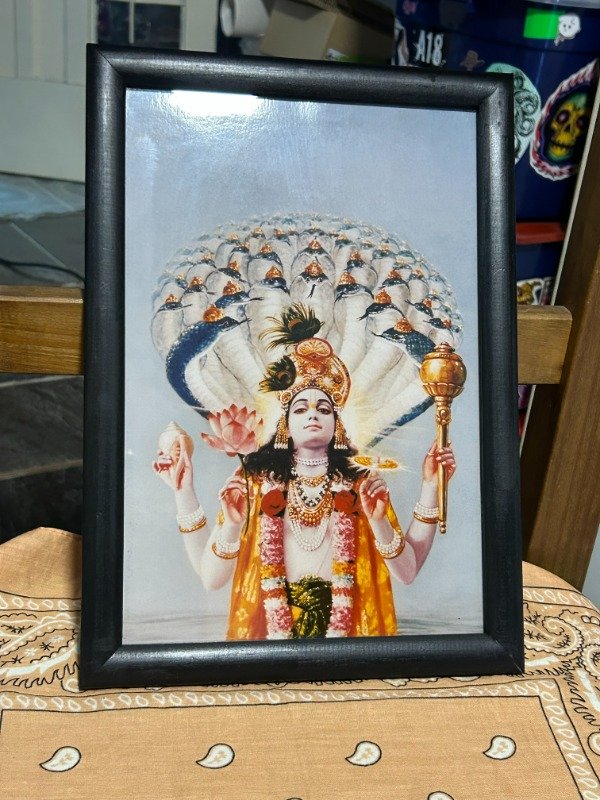 Producto - Sri Hrsikesa