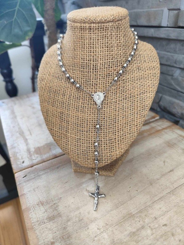 Producto - Rosario grueso. Acero quirúrgico.