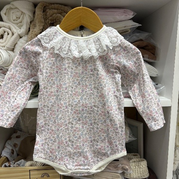 Producto - Body estampada con cuello talles hasta el 5