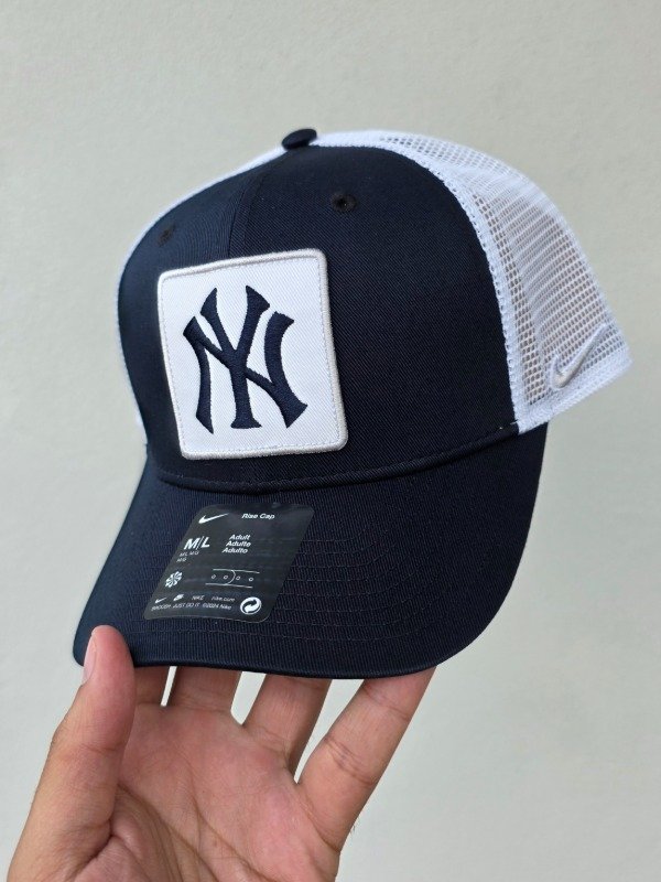 Producto - New York Yankees Nike Rise Trucker Adjustable 2026 Talle M/L