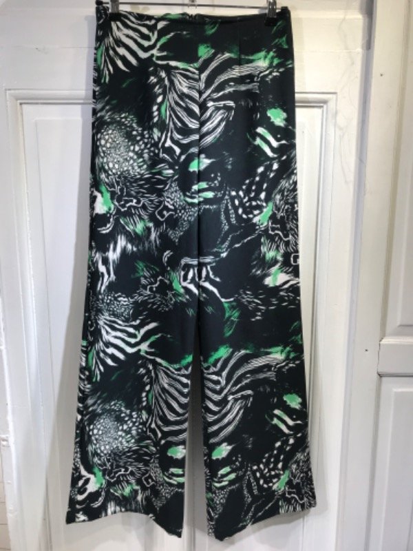Producto - Pantalon KOSIUKO negros hojas verdes wide leg Talle 42- PRECIO: 50x