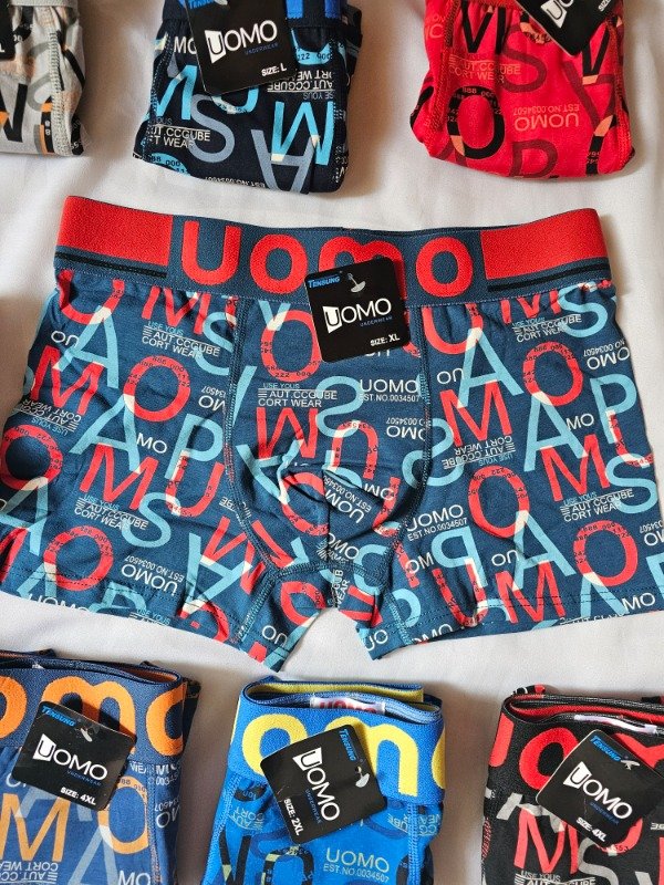 Producto - Boxer UOMO corto letras