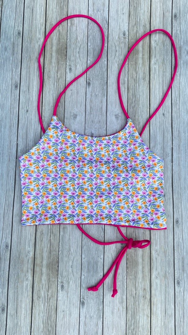 Top regulable reversible fucsia colección Narcisos — imagen 2