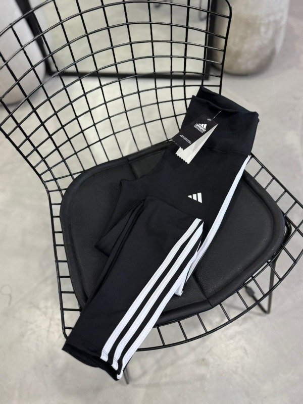 Producto - CALZA RETRO PERFORMANCE