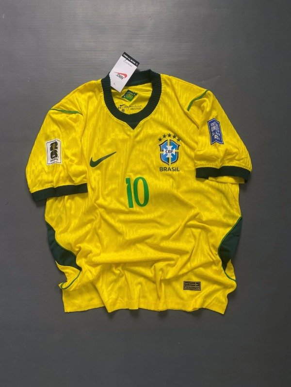 Producto - Brasil primer kit Mundial 2026 - #10 "Neymar" - #7 "Vinicius"