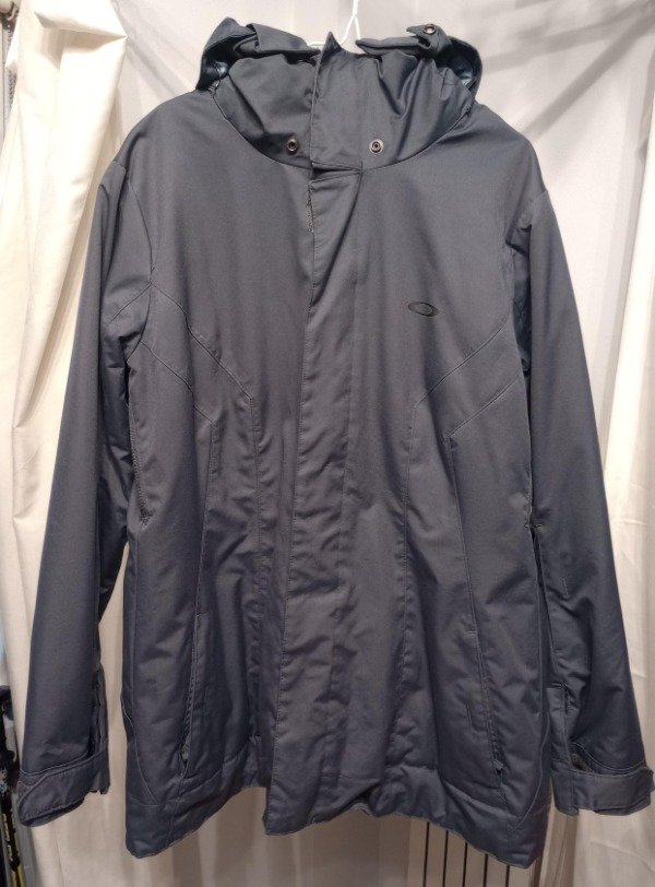 Producto - Campera - Adulto - OAKLEY - Usado - Talle XL - P-090