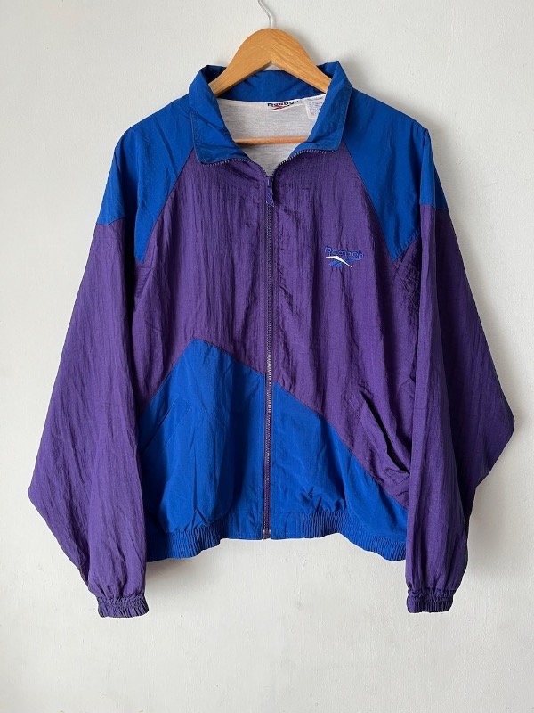 Producto - Campera Reebok lV