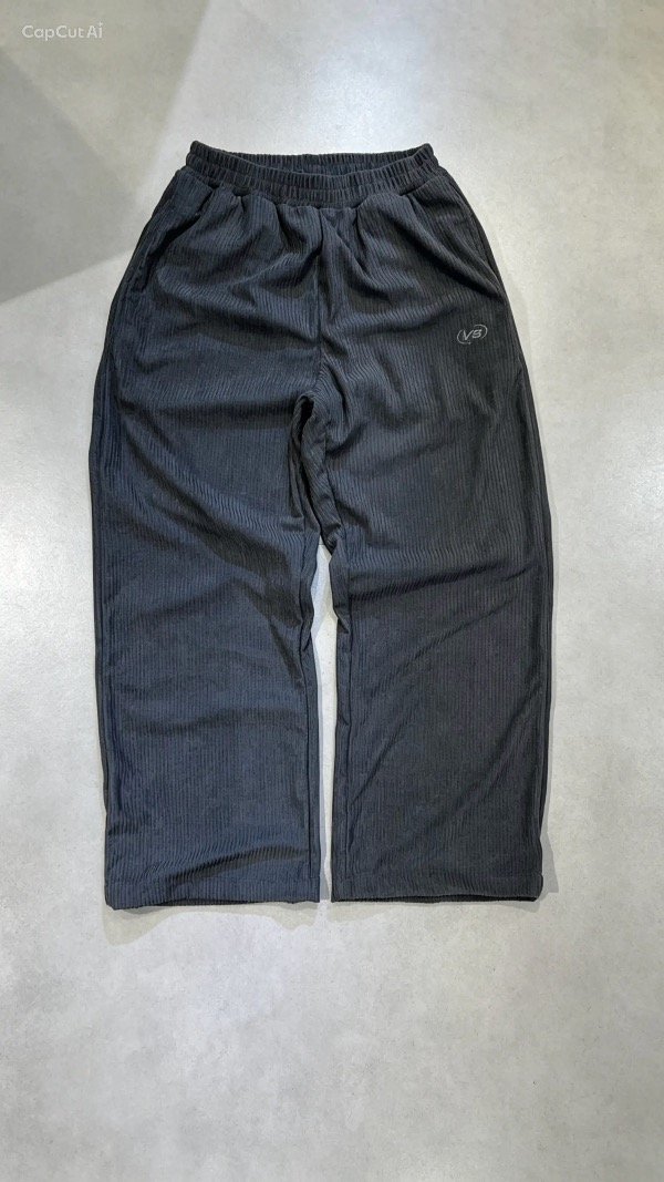 Producto - PANTALÓN BAGGY DE CORDEROY VIEJASCUL