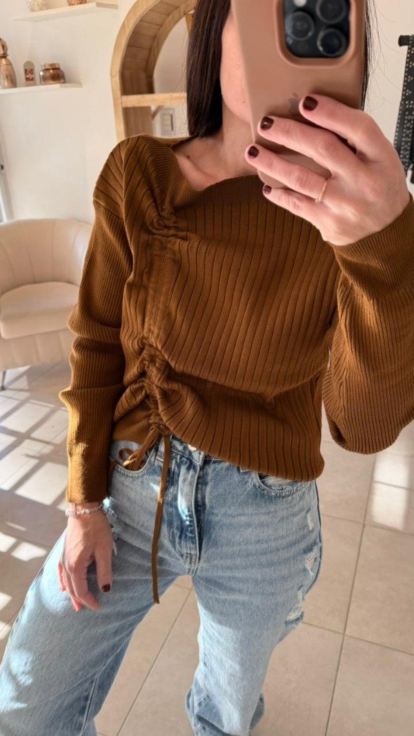 Producto - Sweater Asimetrico
