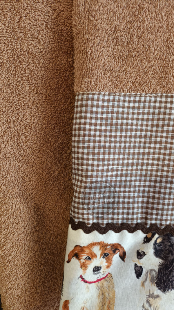 Producto - JUEGO DE TOALLA Y TOALLON CON IMAGEN DE PERRITOS "PERRITOS VICHY" - 5