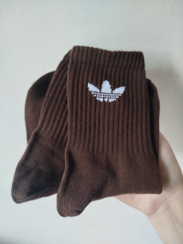 Producto - Tenis adi full color chocolate logo simple