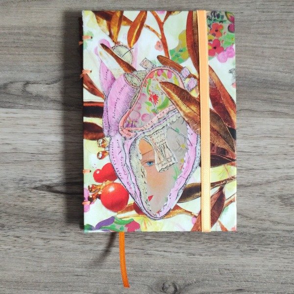 Producto - Cuaderno copta chico corazón