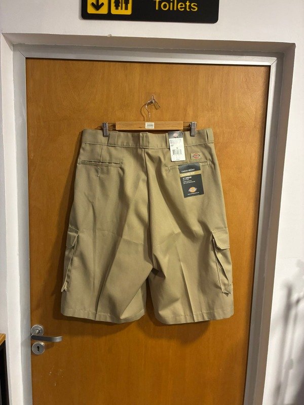 Producto - Bermuda cargo Caqui Dickies 32