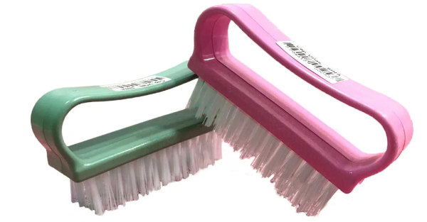 Producto - Cepillo uñas simple SINA - Base plastica