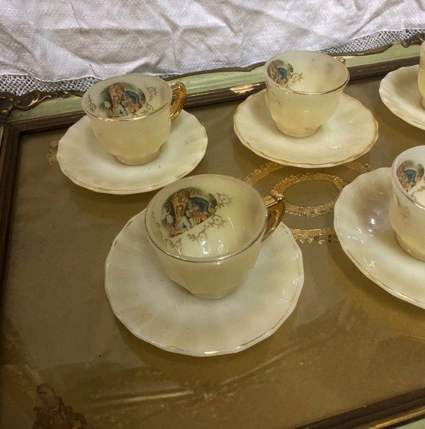 Producto - 6 Pocillos De Cafe Con 5 Platitos Rigopal Escena