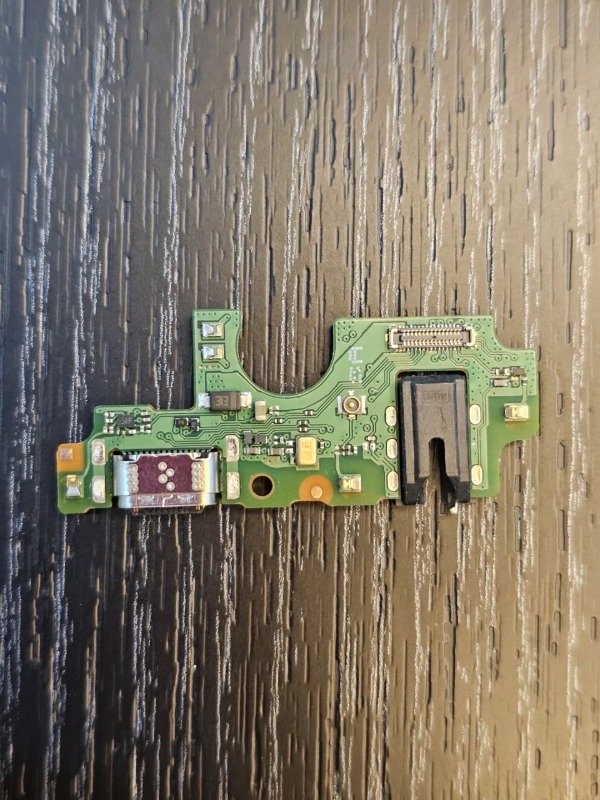 Producto - PLACA DE CARGA ORIGINAL TCL 505