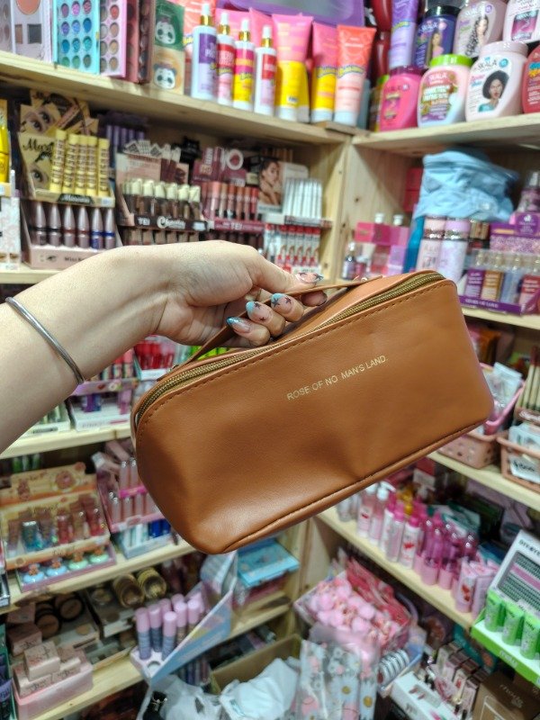 Producto - Porta cosméticos/necesser cuerina - 1