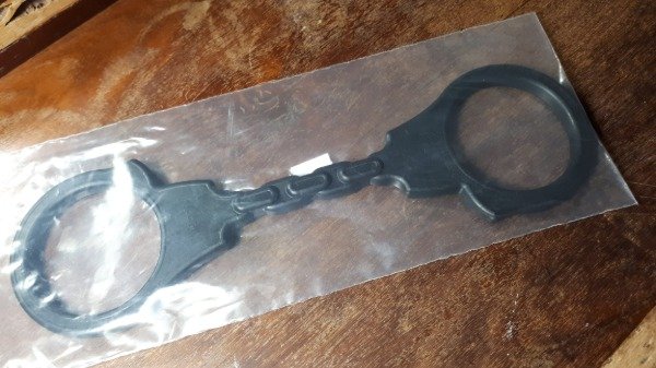 Producto - Esposas de goma