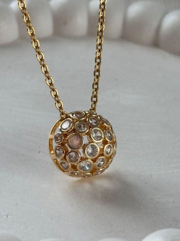 Producto - Conjunto Circles en acero dorado