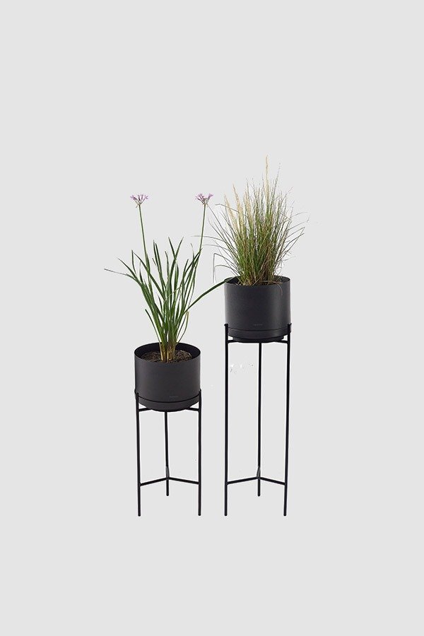 Producto - Conjunto Macetas Haru con Pies Negro