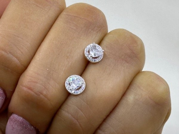 Producto - Aros pasantes redondos con cubic central