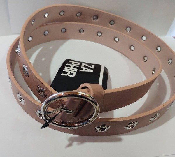 Producto - Cinto con Ojal Metal Flores
