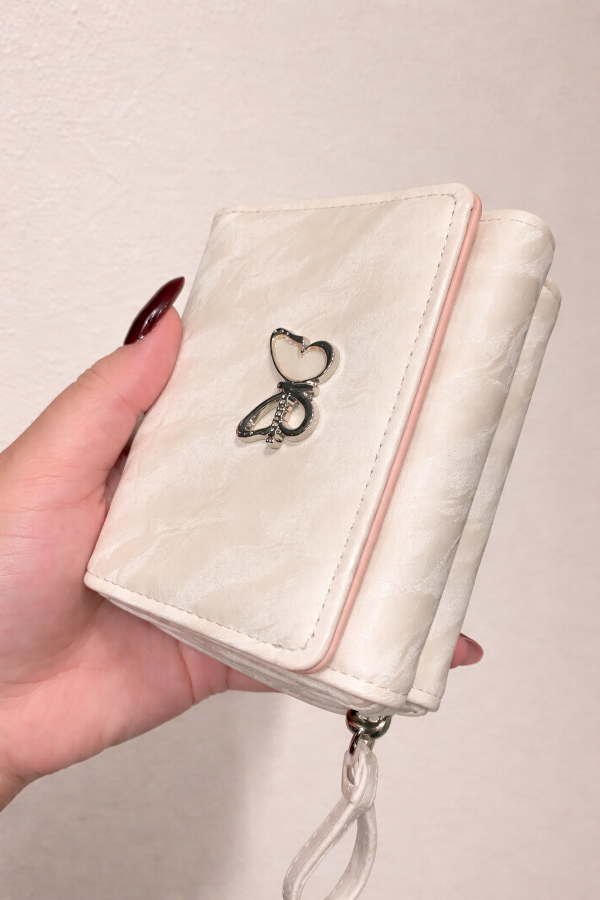 Producto - Billetera mariposa beige