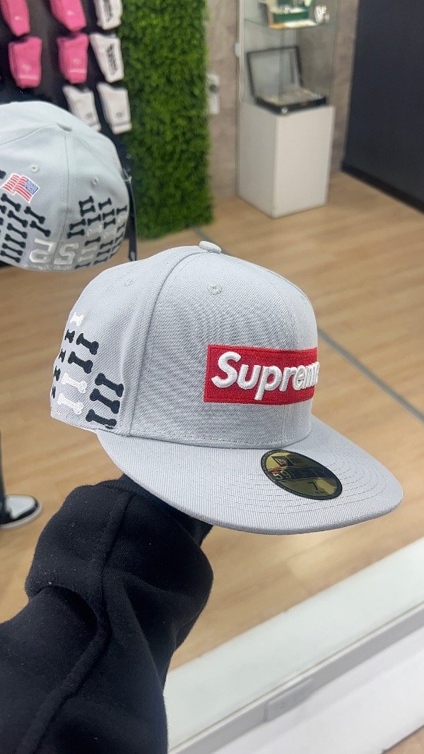 Producto - Gorra IMPORTADA NEW ERA SUPREME